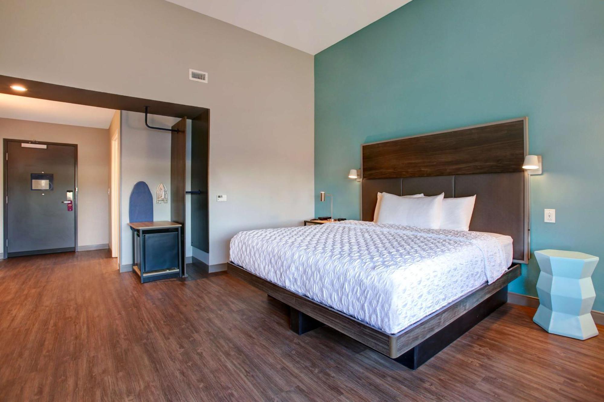 Hotel Tru By Hilton Grand Prairie Exterior foto